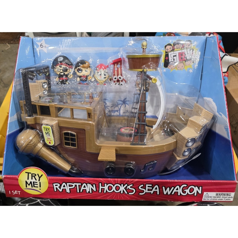 FGTeev Raptain Hook Sea Wagon With Rap Along‎ Microphone